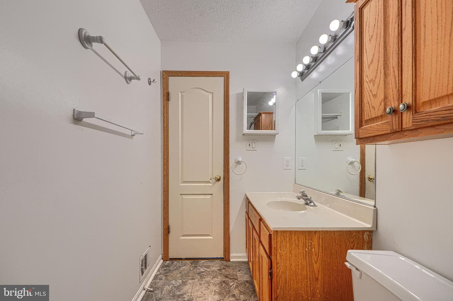 2142 Riding Crop Way photo 18
