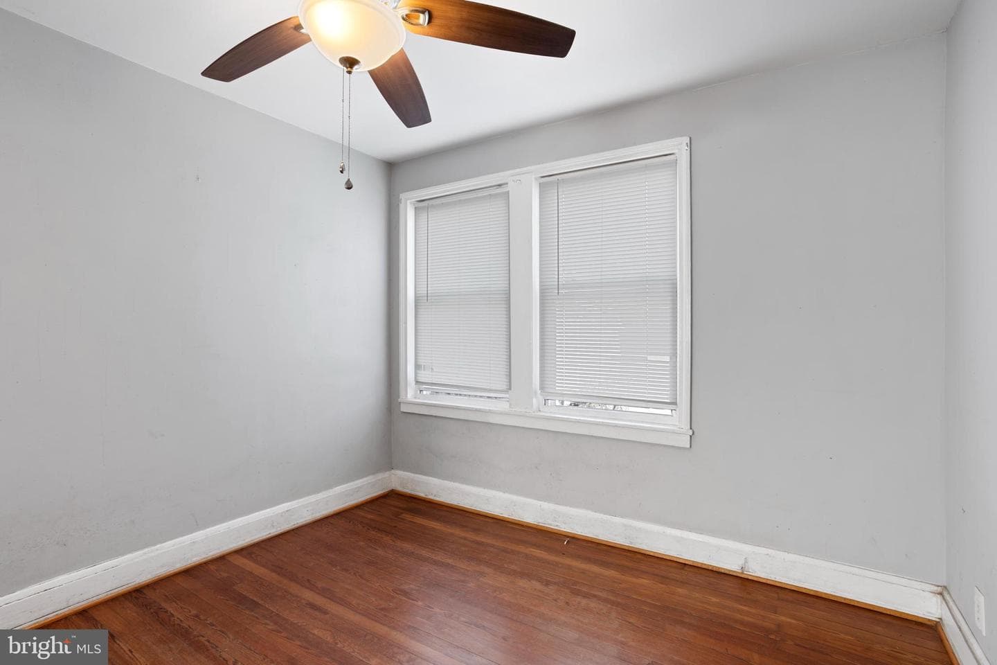 41 N Dundalk Avenue photo 11