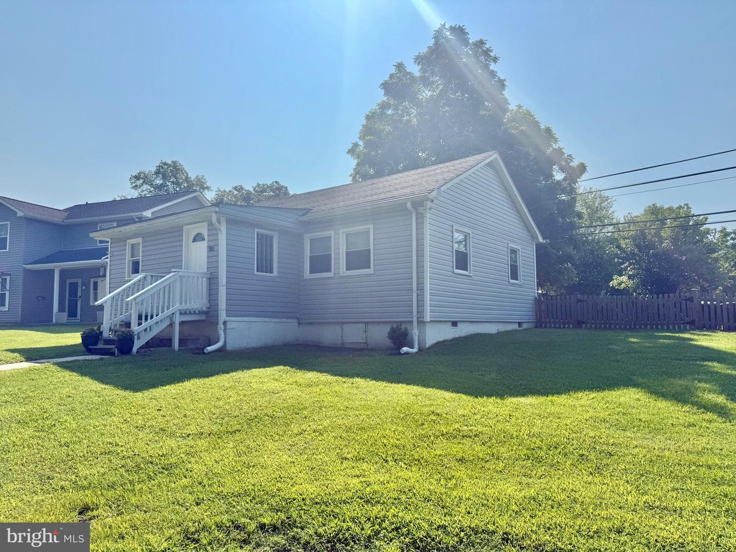 215 Glider Drive photo 1