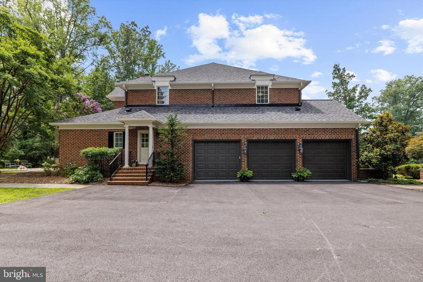 2605 Chestnut Woods Court photo 3