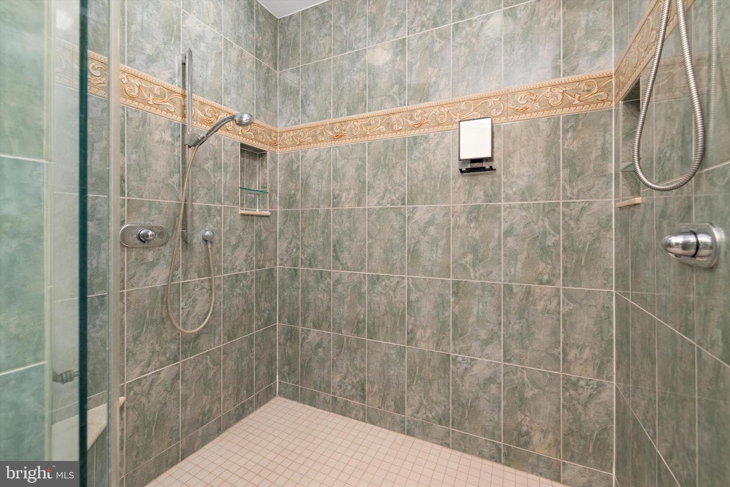 2605 Chestnut Woods Court photo 40