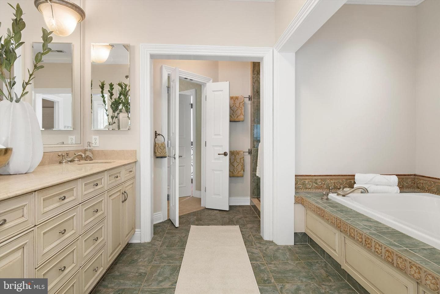 2605 Chestnut Woods Court photo 42