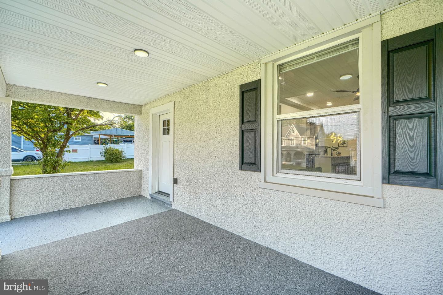 4514 Kenwood Avenue photo 4