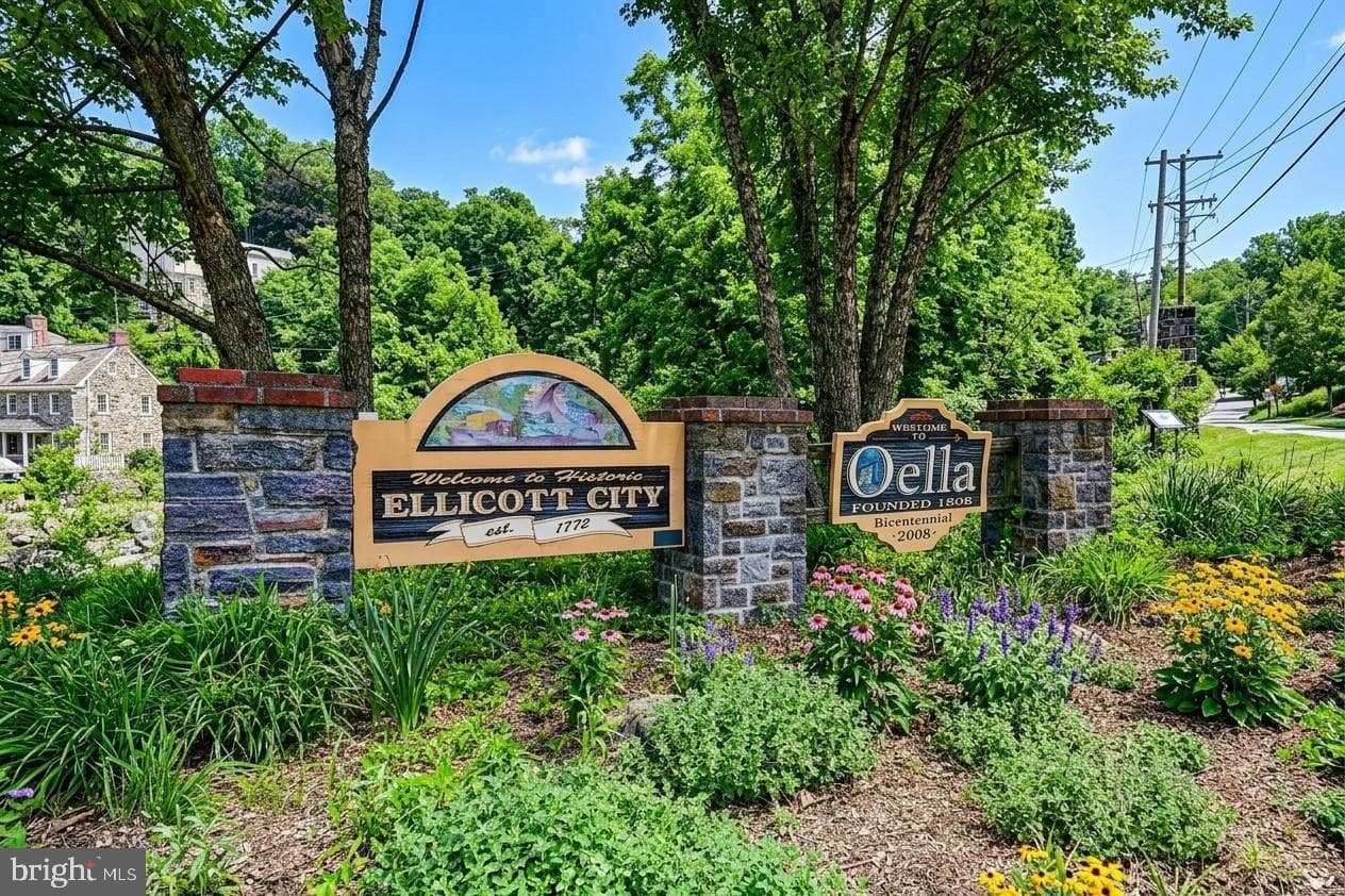 3010-3021 Granite Hill photo 2