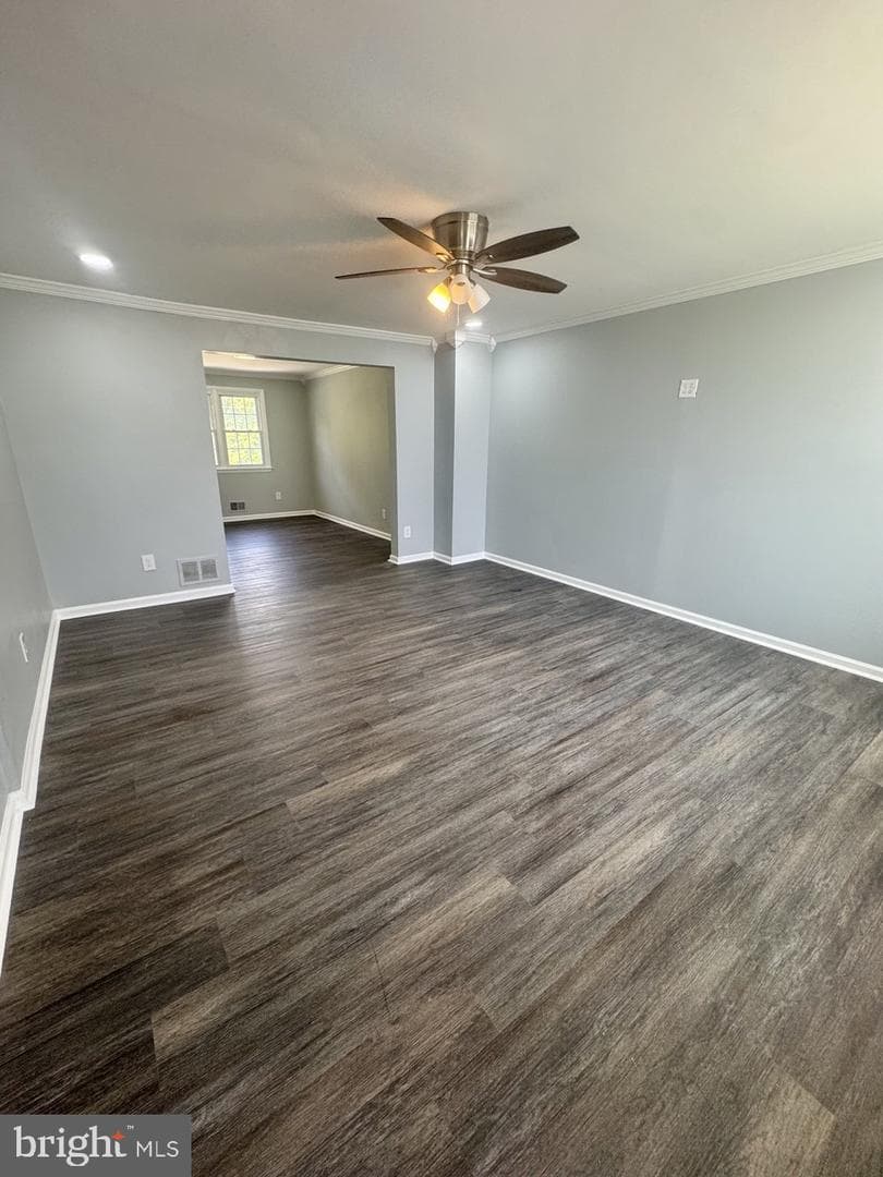 5626 Whitby Road photo 4
