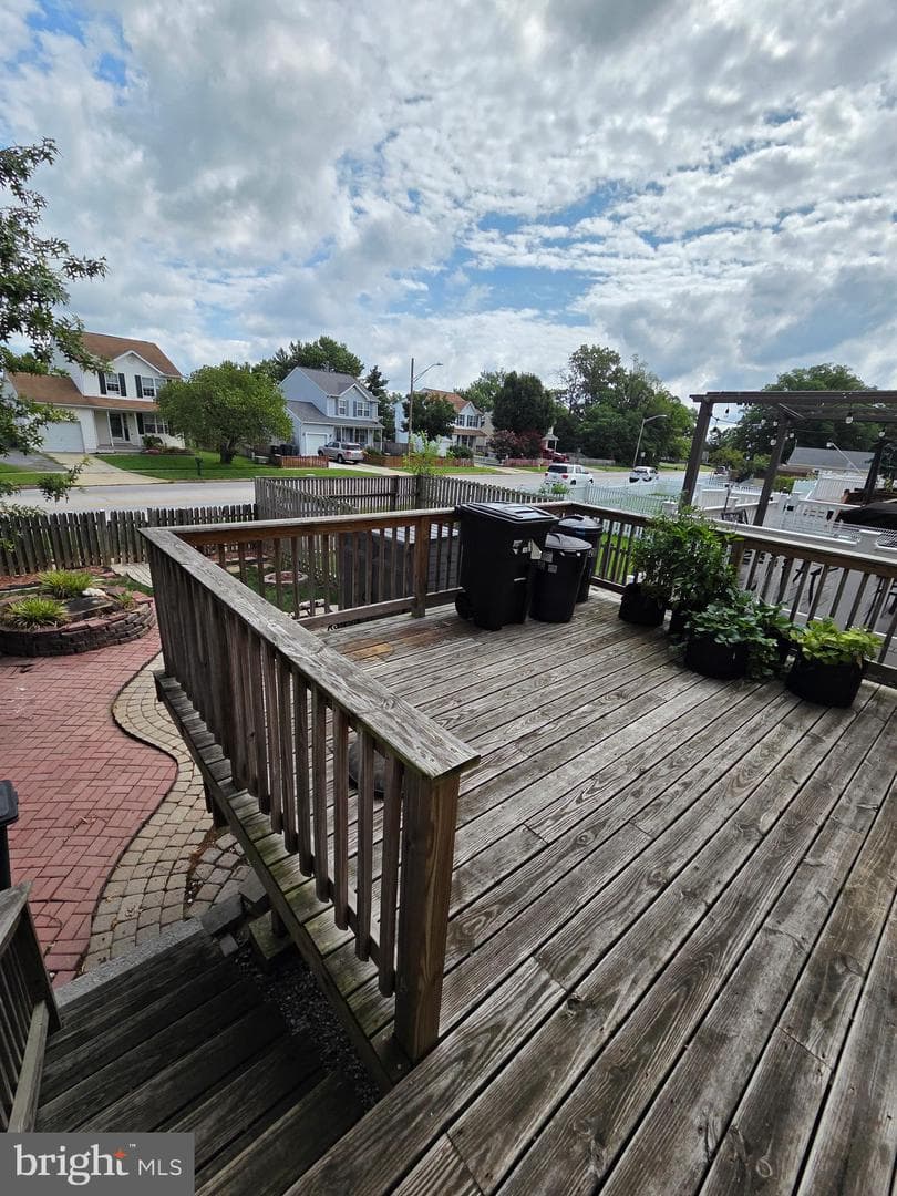 228 Oak Leaf photo 45