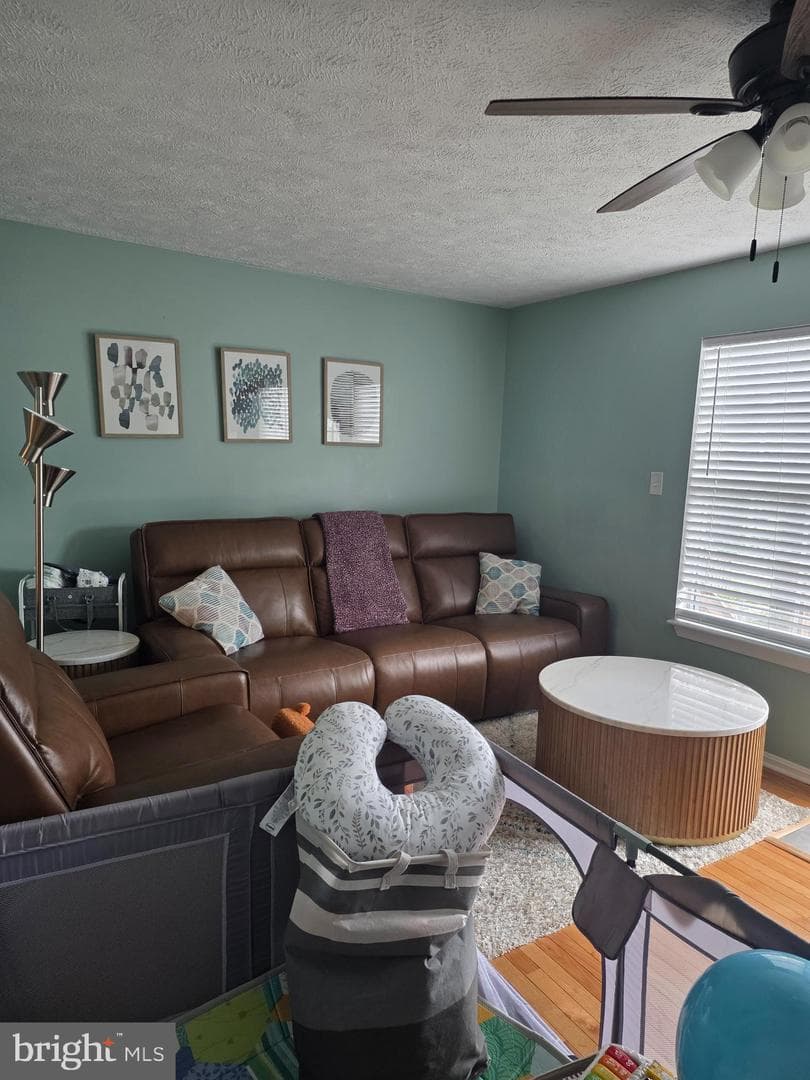 228 Oak Leaf photo 5