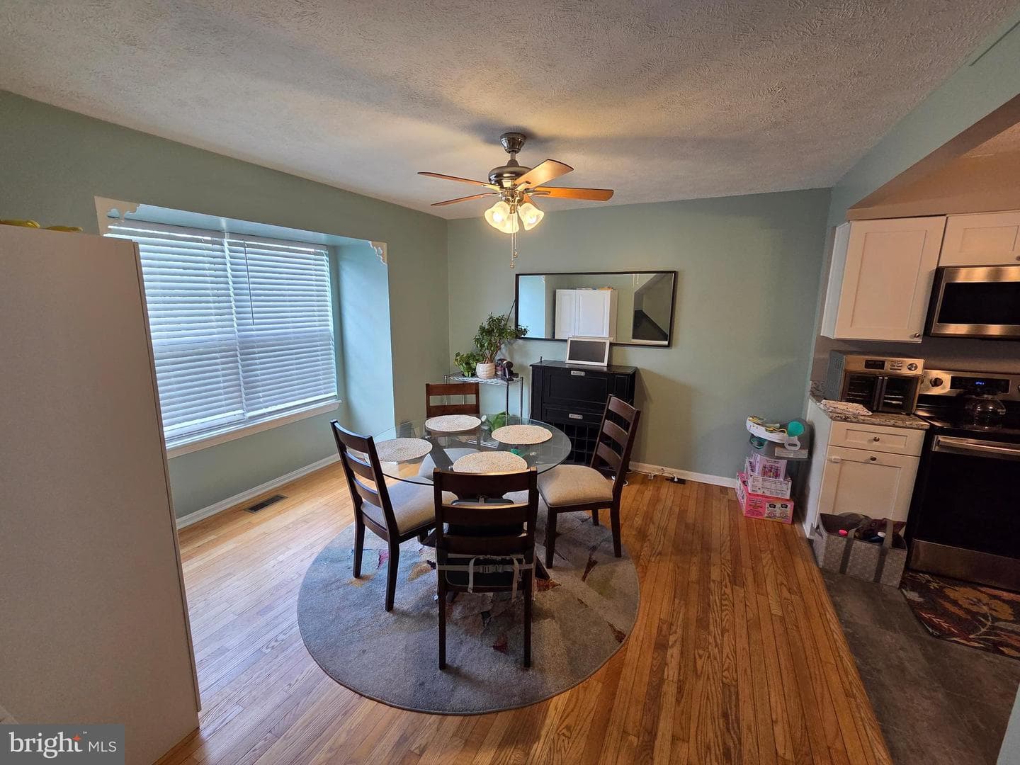 228 Oak Leaf photo 56