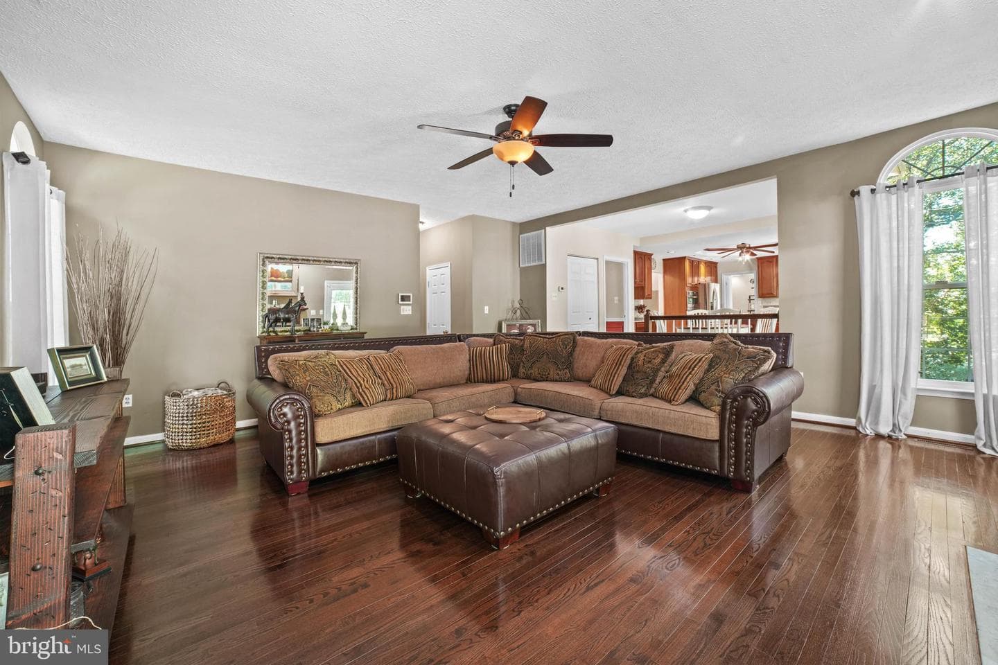 2815 Dunleigh Drive photo 7