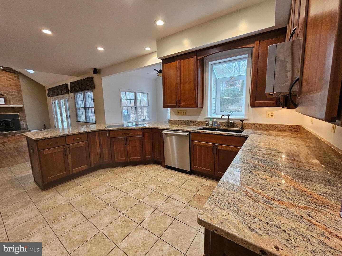 8940 Sherbrook Court photo 9