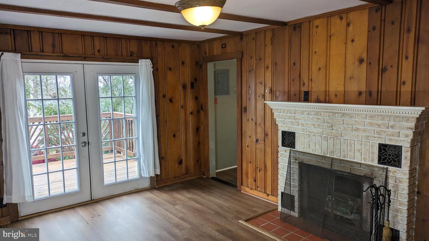 1531 Elm Road photo 8