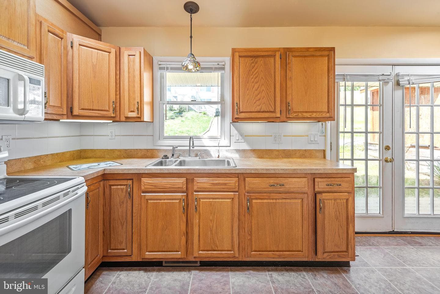3416 Meadow Lane photo 7
