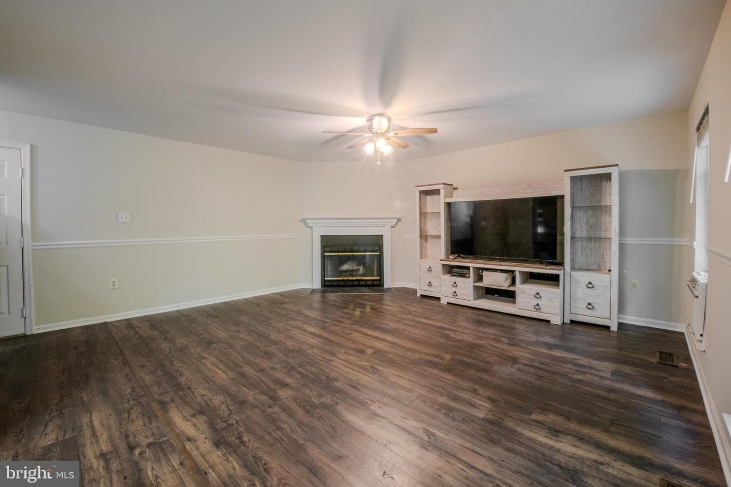 2424 Woodland Court photo 16