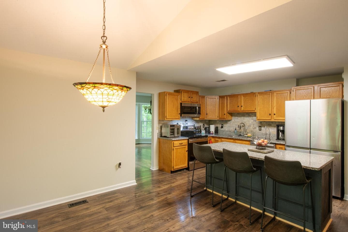 2424 Woodland Court photo 18