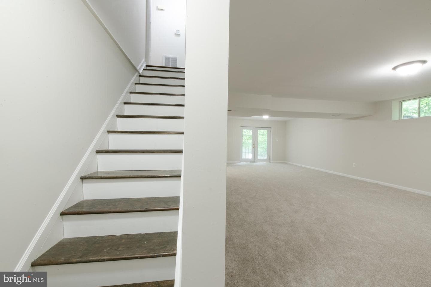 2424 Woodland Court photo 23