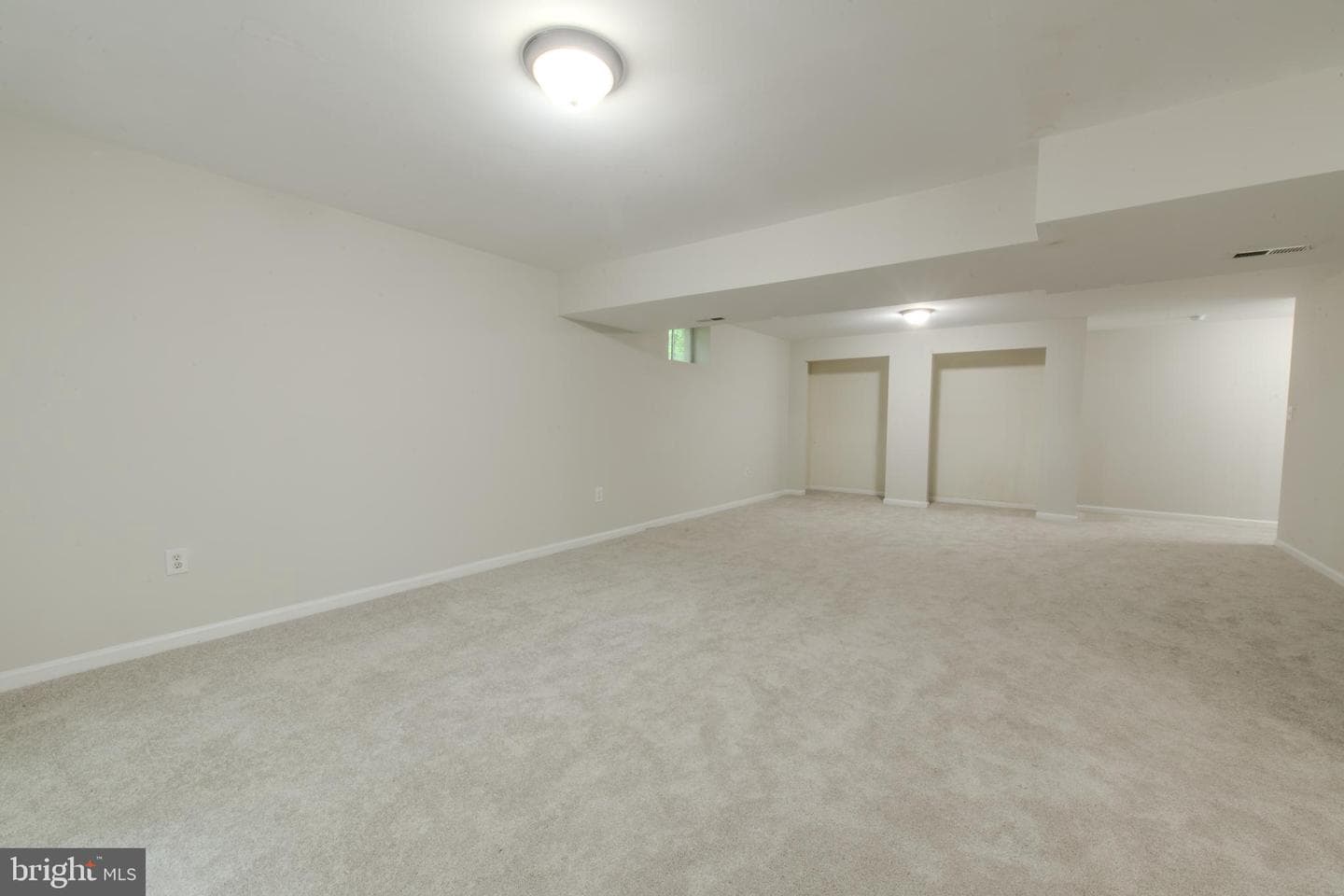 2424 Woodland Court photo 34