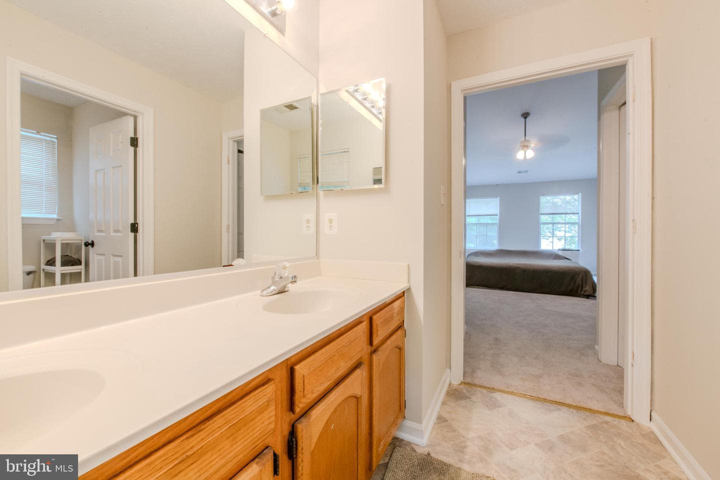 2424 Woodland Court photo 37