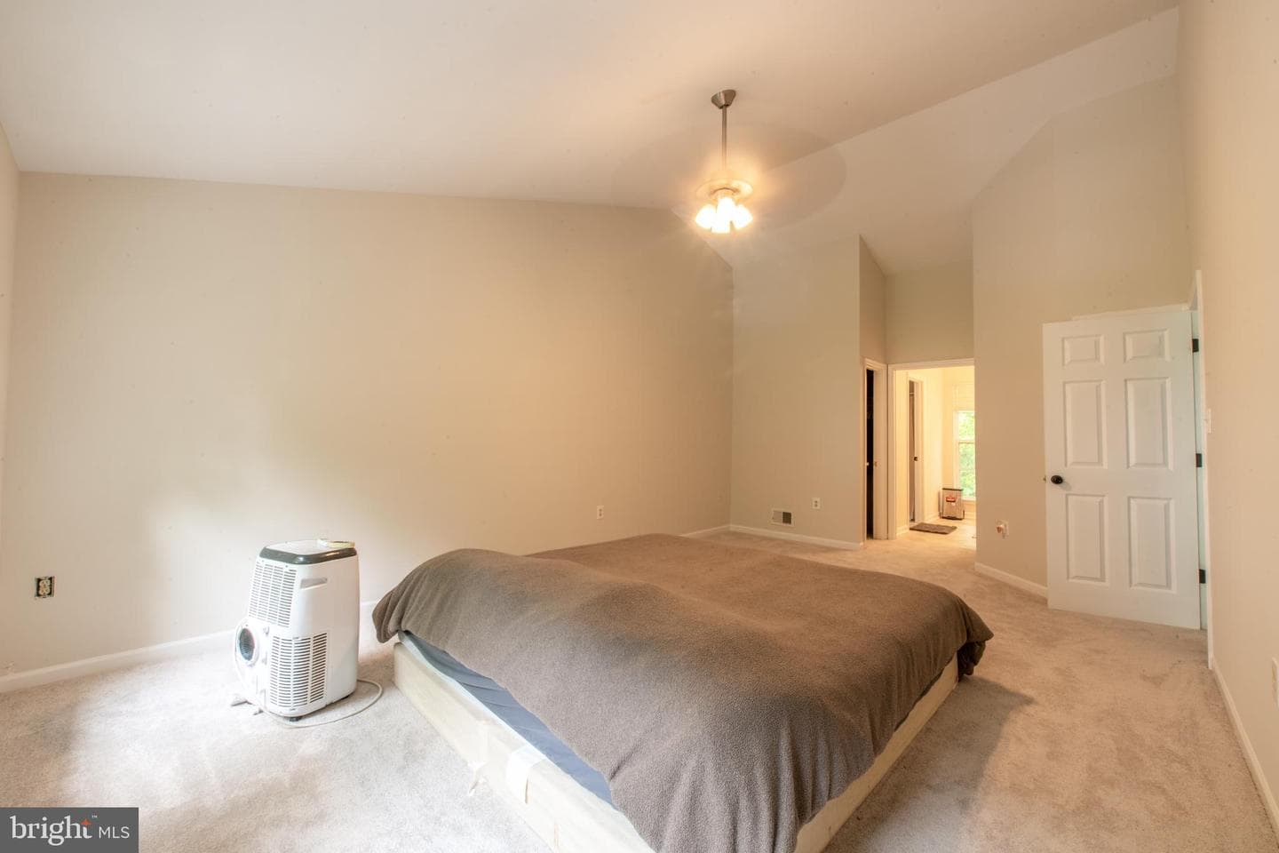 2424 Woodland Court photo 40