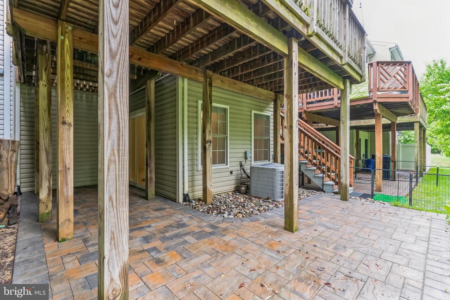 7914 Delores Court photo 4