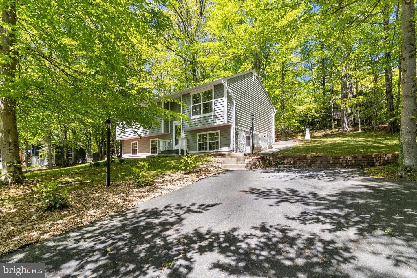 494 Cardinal Drive photo 7
