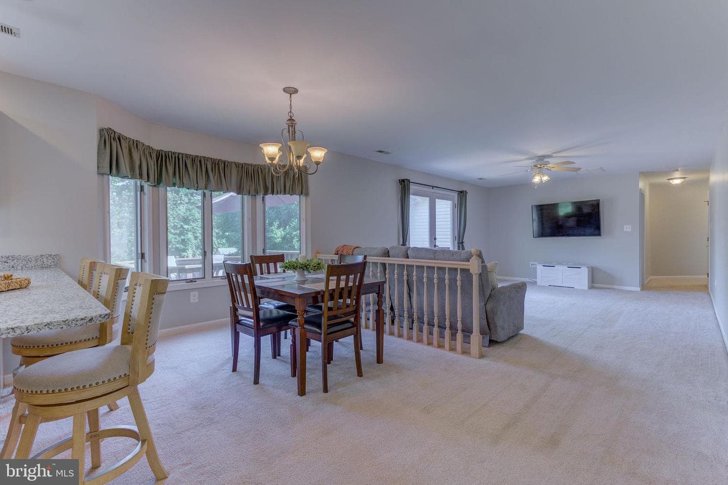 345 Jw Williams Road photo 11