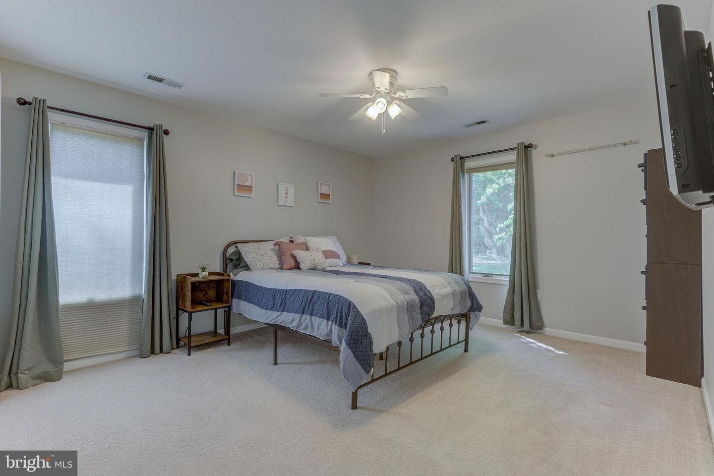 345 Jw Williams Road photo 26