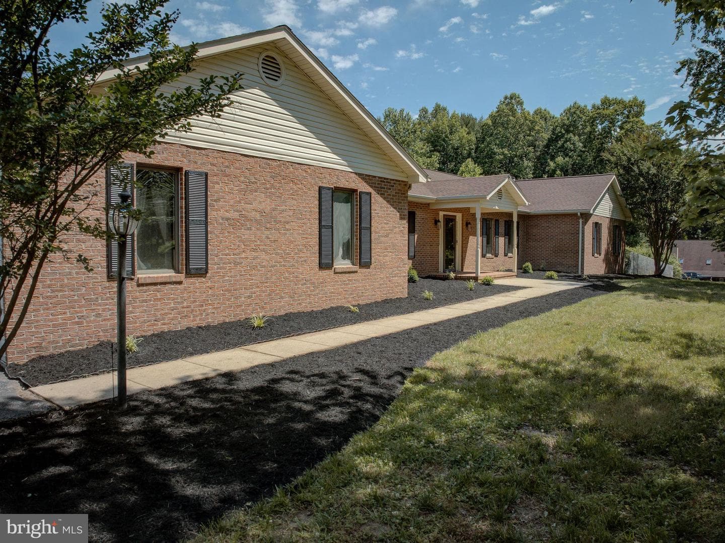 345 Jw Williams Road photo 3