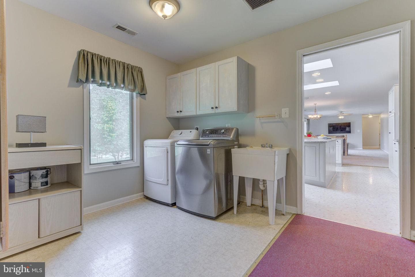 345 Jw Williams Road photo 33