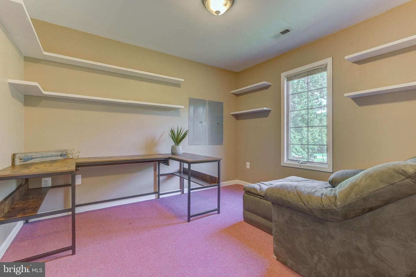 345 Jw Williams Road photo 35