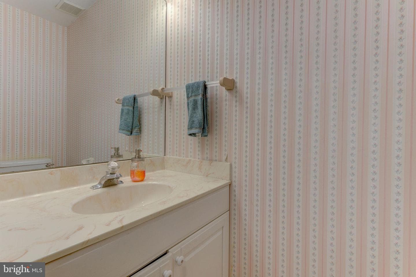 345 Jw Williams Road photo 36