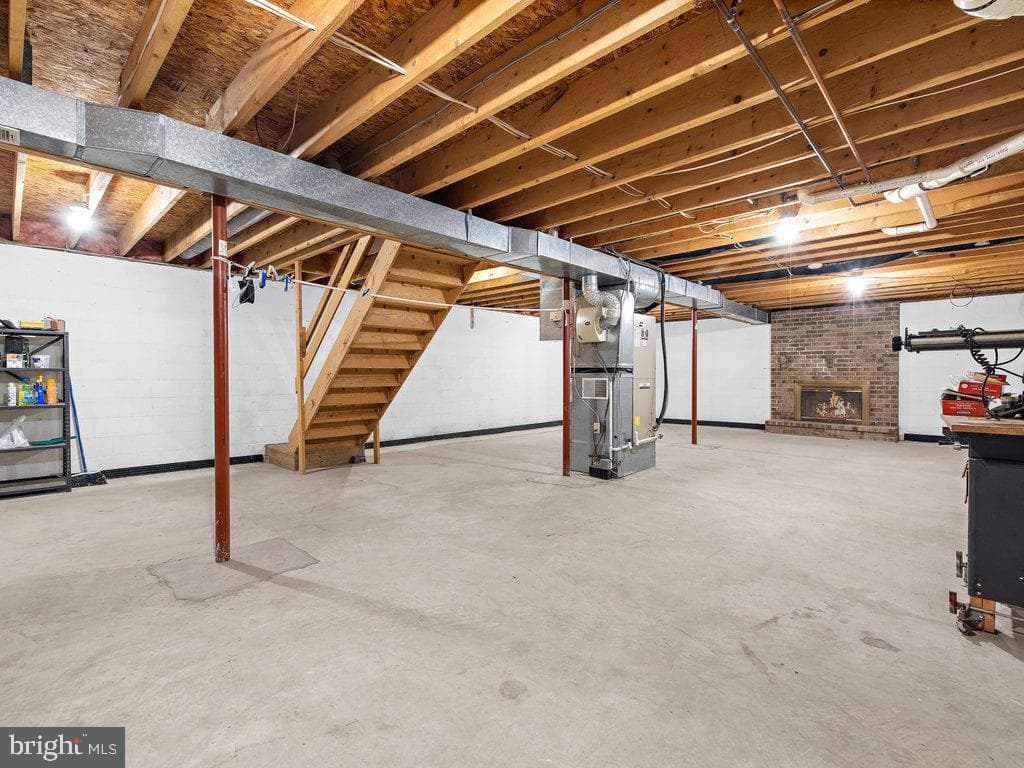 8210 Sycamore Circle photo 35