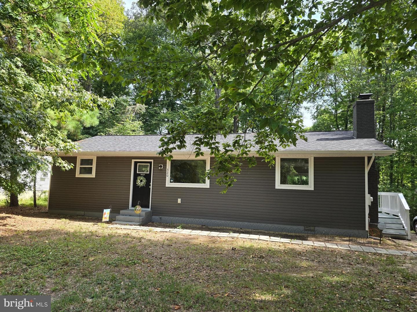 320 Thunderbird Drive