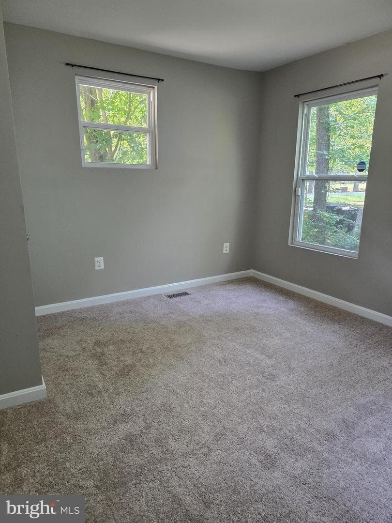 320 Thunderbird Drive photo 14