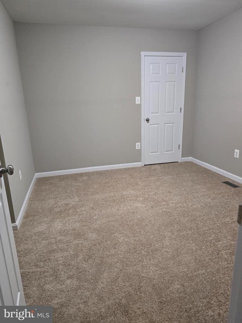 320 Thunderbird Drive photo 15