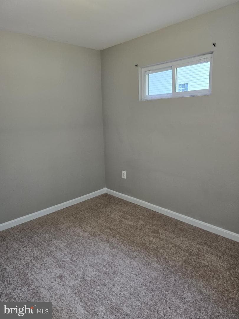 320 Thunderbird Drive photo 19