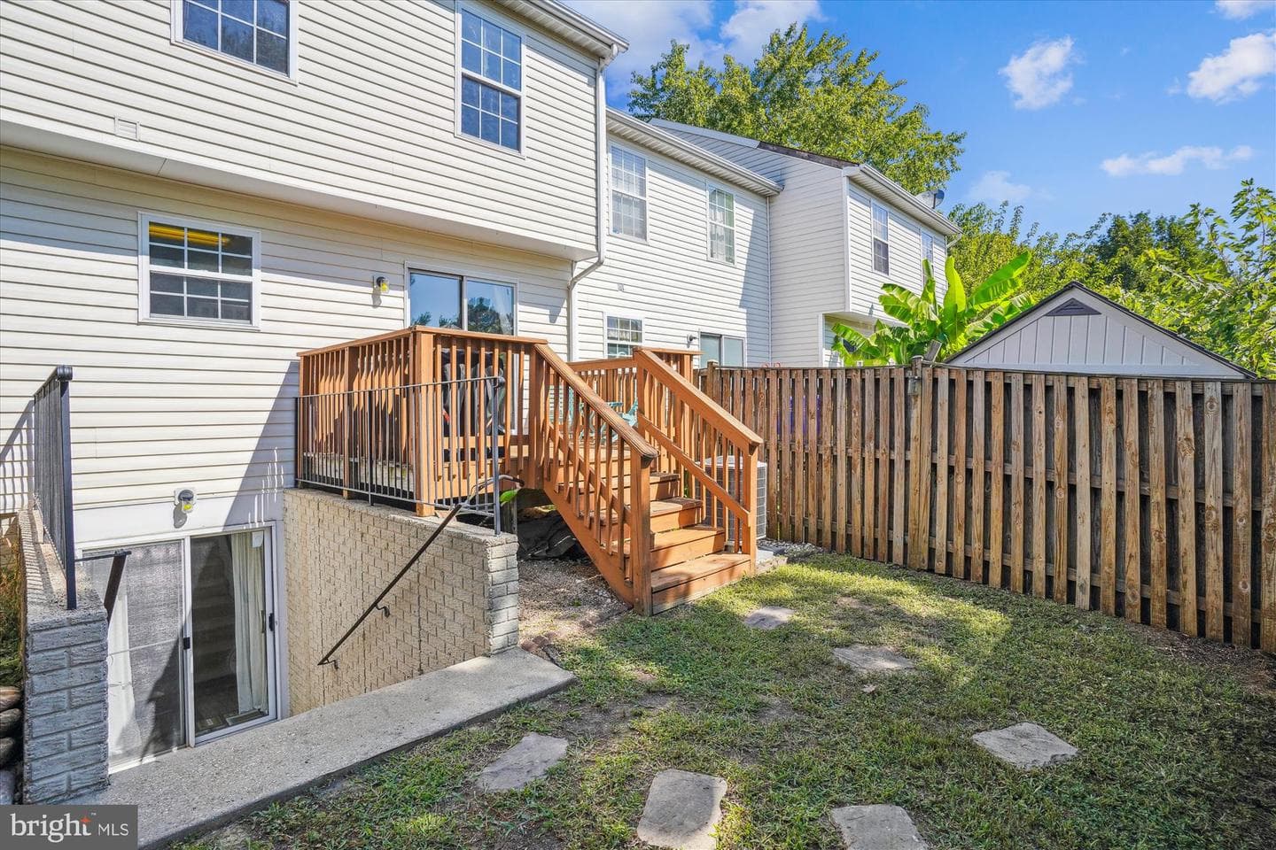 8193 Woodland Lane photo 3