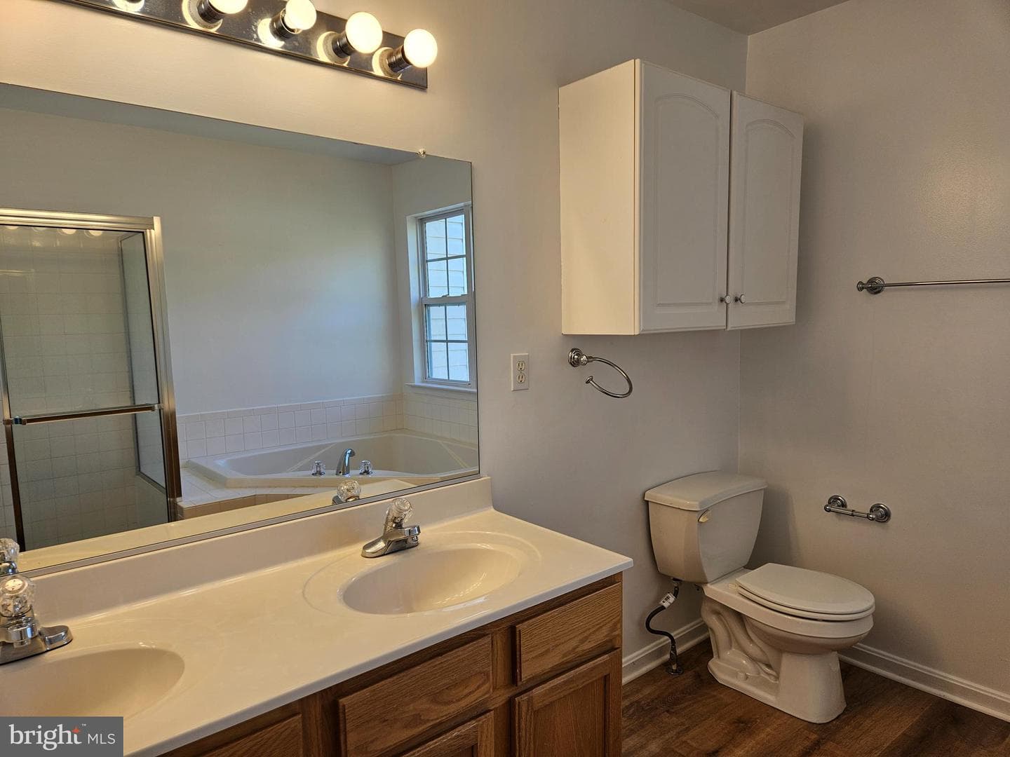 3448 Silverton Lane photo 15