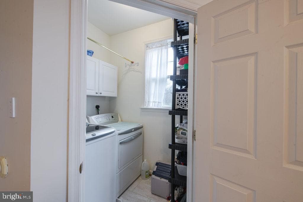 9165 Megatha Lane photo 46