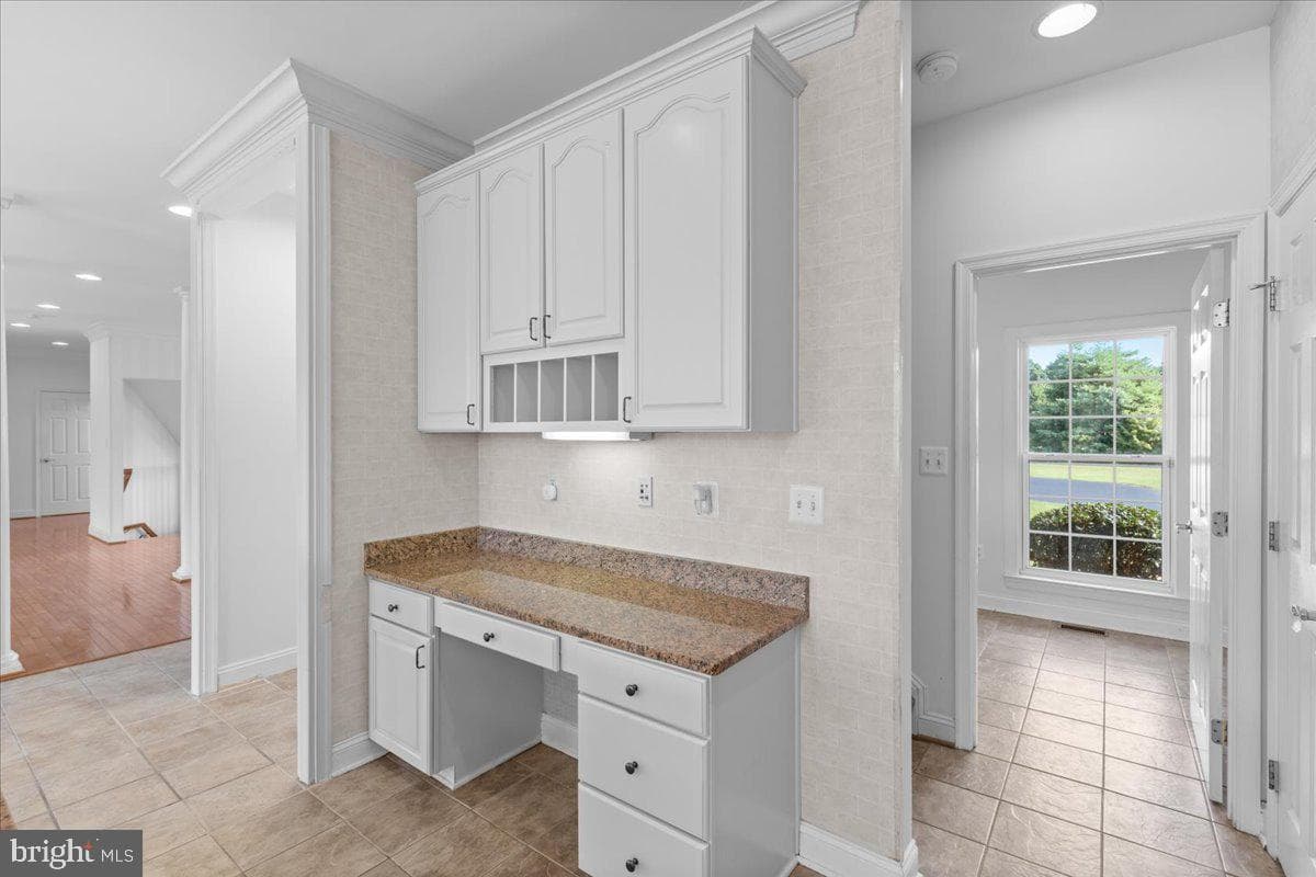 2580 Whippoorwill Way photo 17
