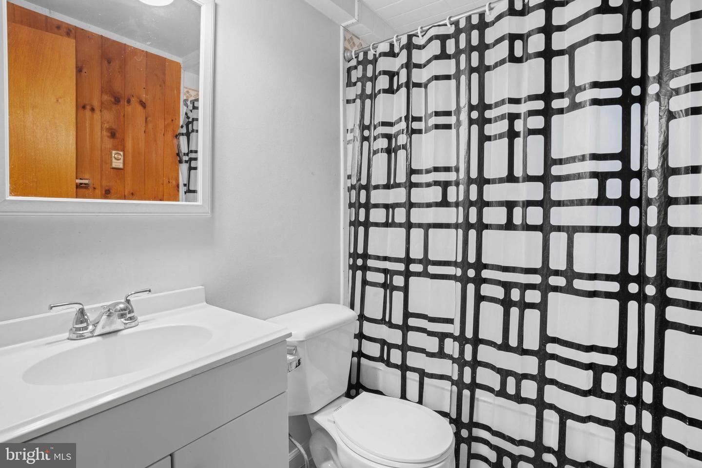 1120 Golden West Way photo 13