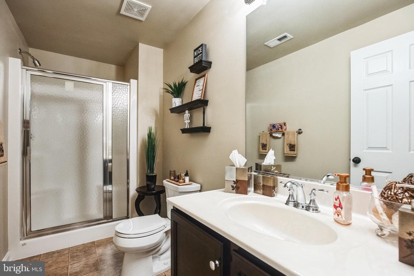 2128 Olympia Lane photo 25