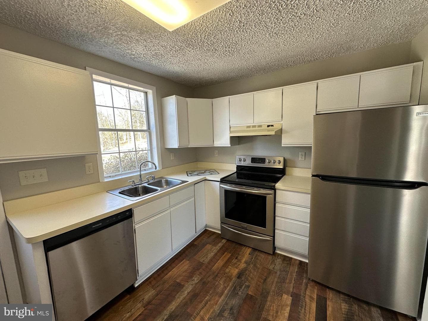 8579 Nursery Road photo 5