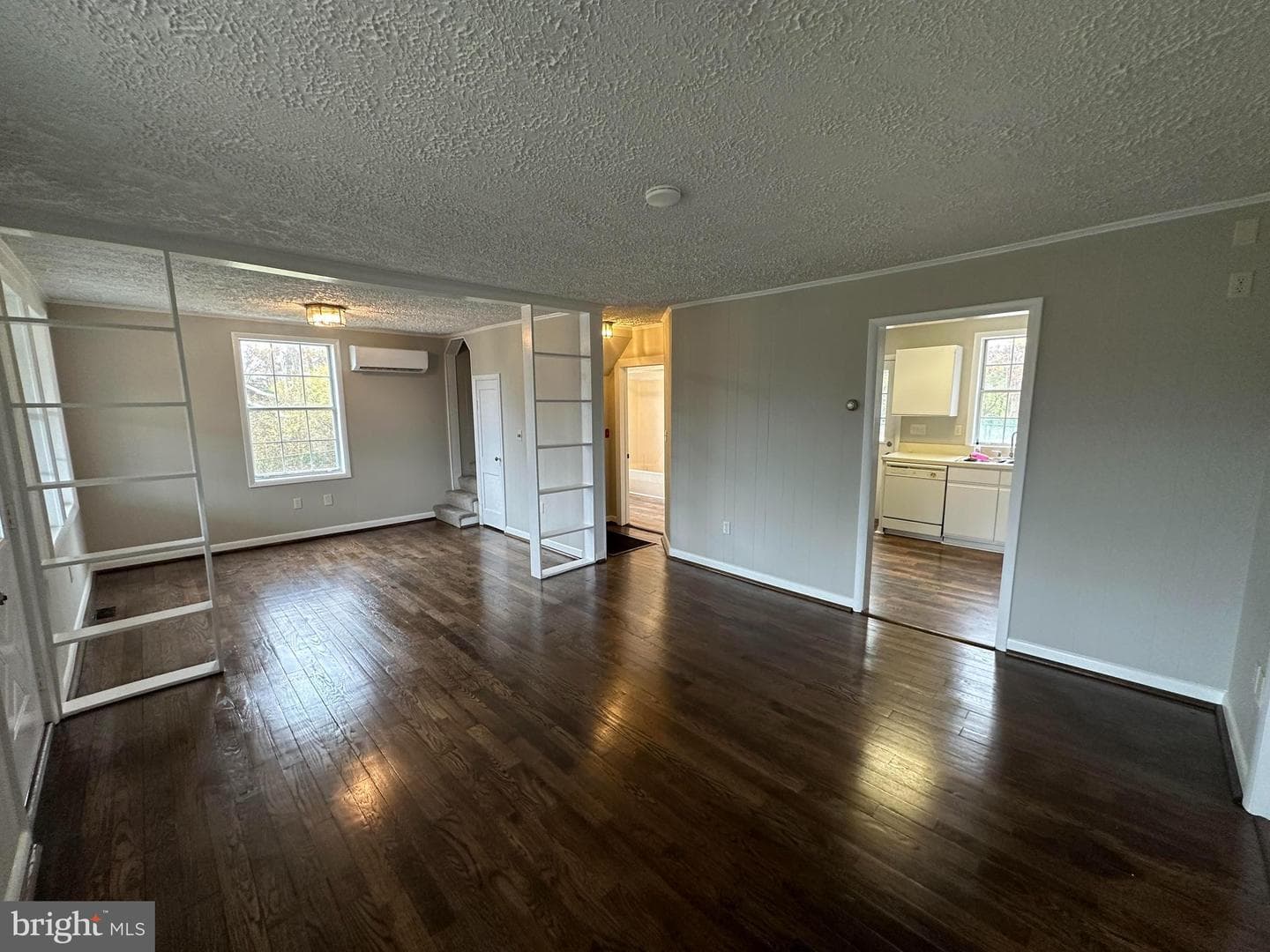 8579 Nursery Road photo 6
