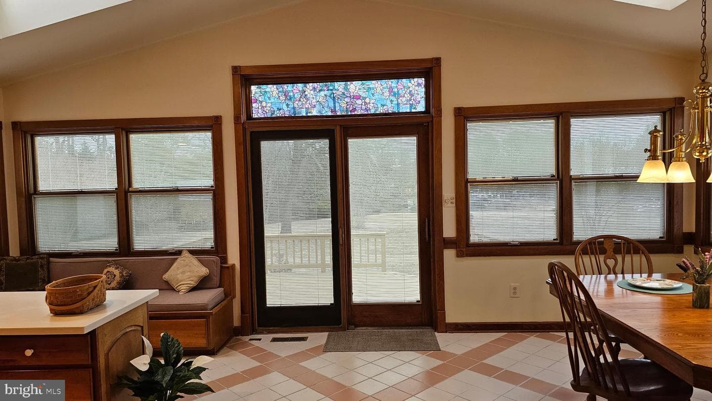 13870 Dowell Road photo 14