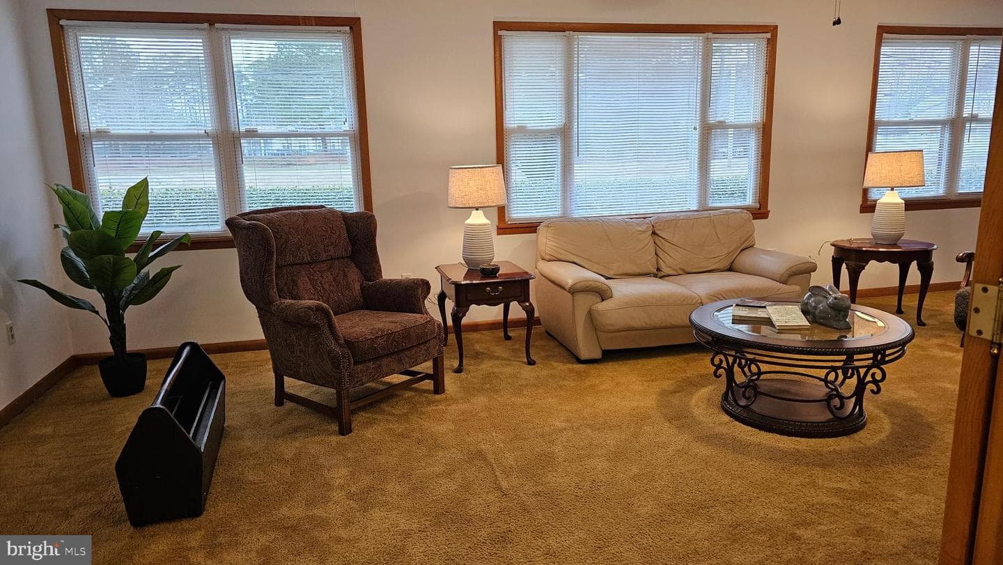 13870 Dowell Road photo 17