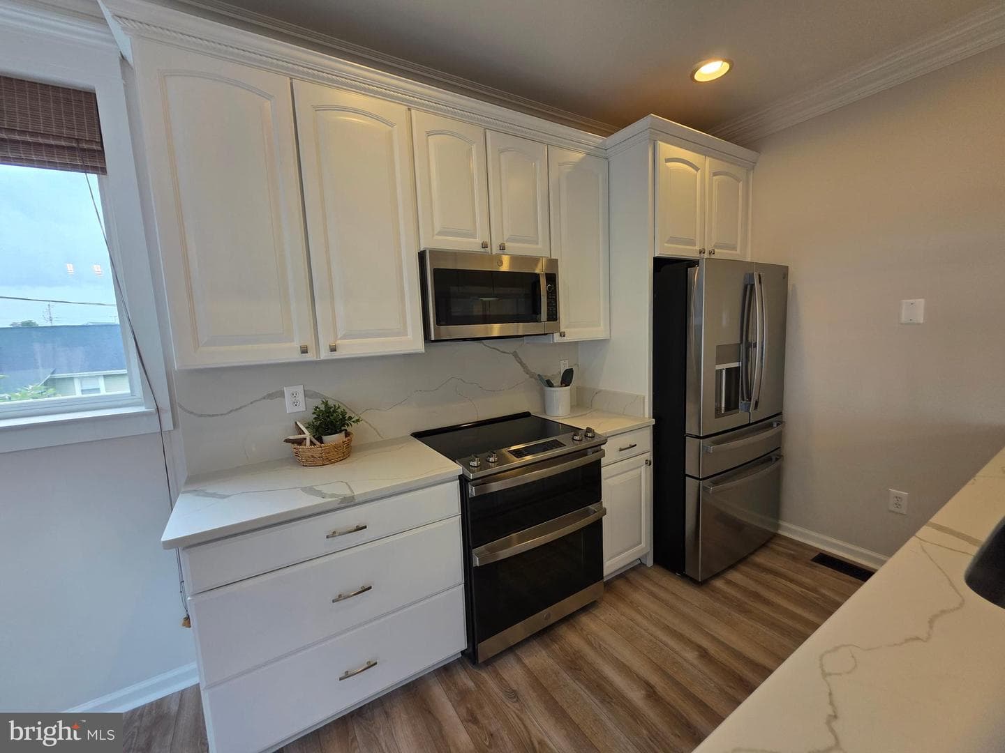 5128 Shore Drive photo 11