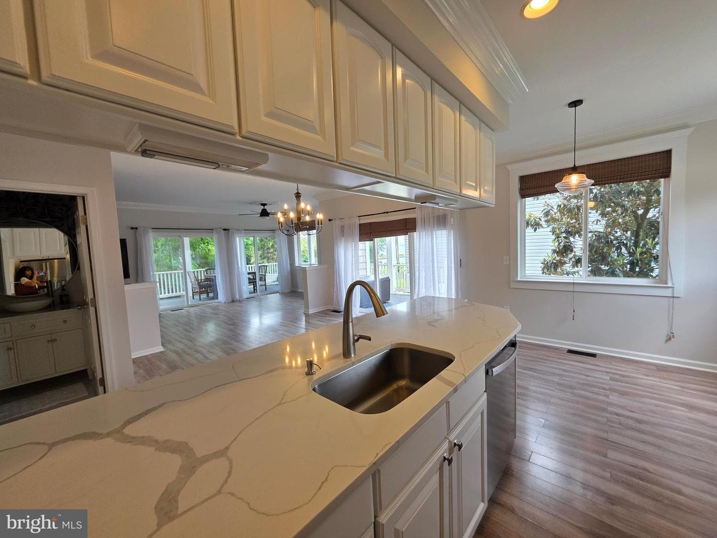5128 Shore Drive photo 13