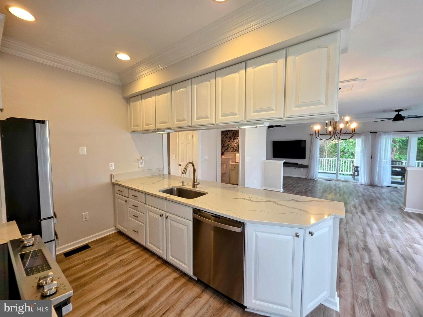 5128 Shore Drive photo 16