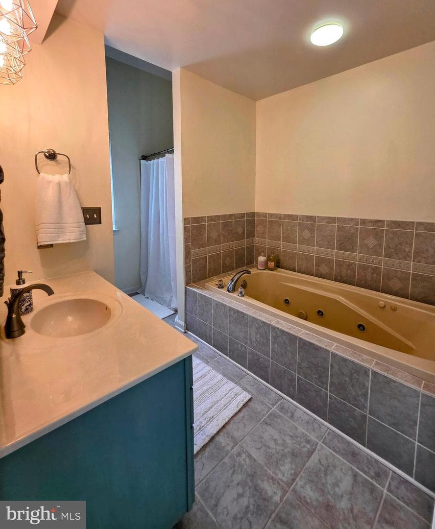5128 Shore Drive photo 46