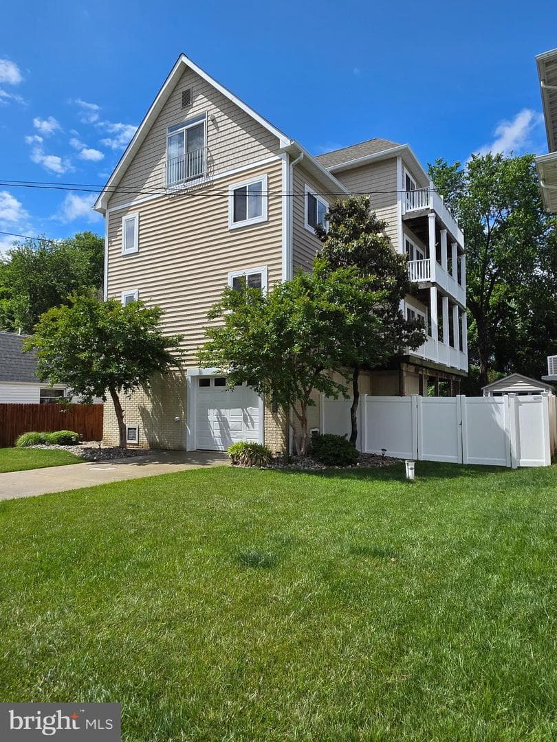 5128 Shore Drive photo 6